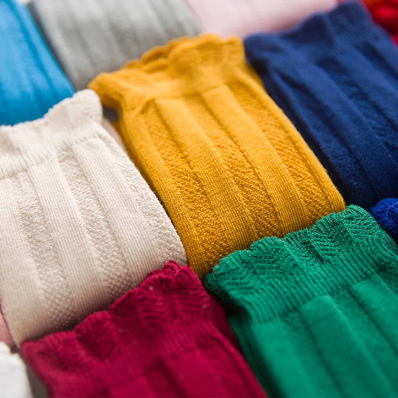 Nuovi calzini alti al ginocchi - Baby Sock Oximeter recensione e prezzo